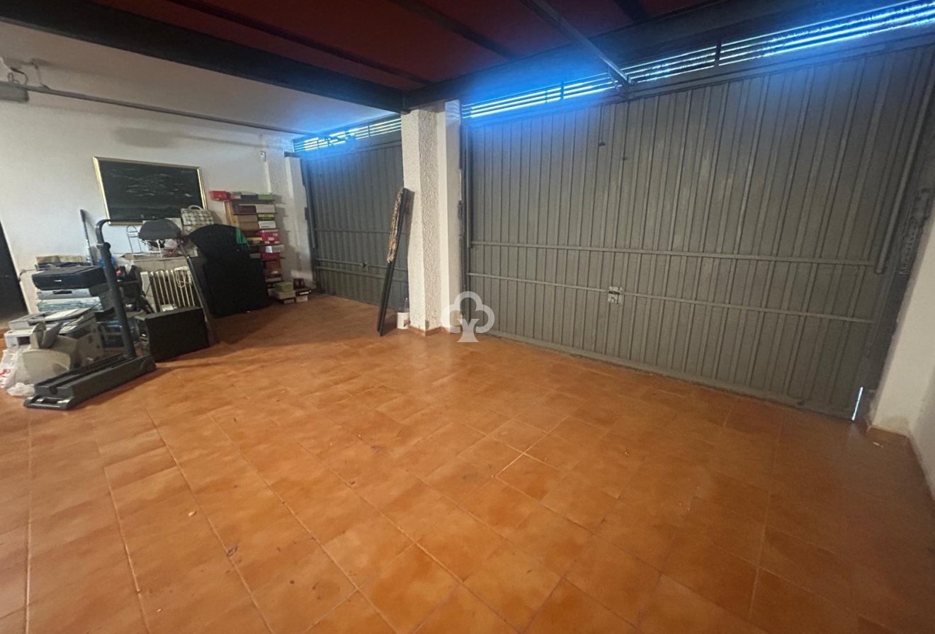 Resale - Villa -
Dehesa de campoamor - Campoamor