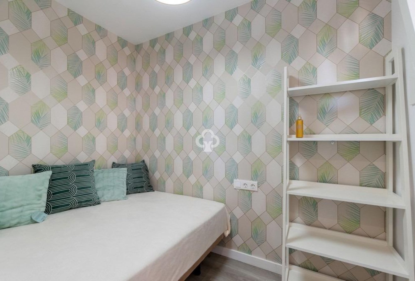 Resale - Apartment -
Torrevieja - Cabo cervera
