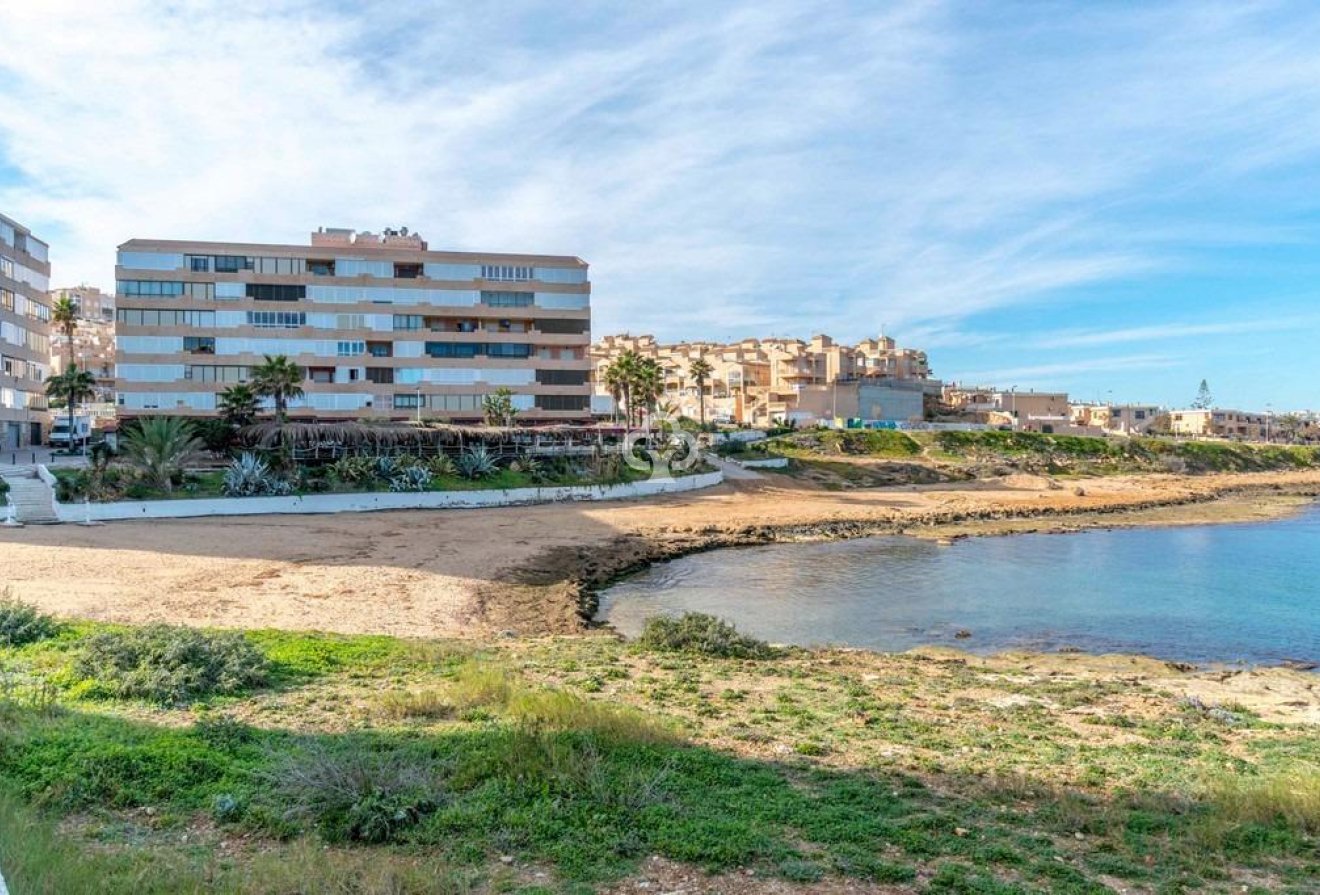 Resale - Apartment -
Torrevieja - Cabo cervera