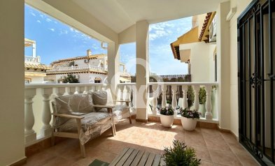 Resale - Terraced house -
Orihuela - Urbanización Perla del Mar