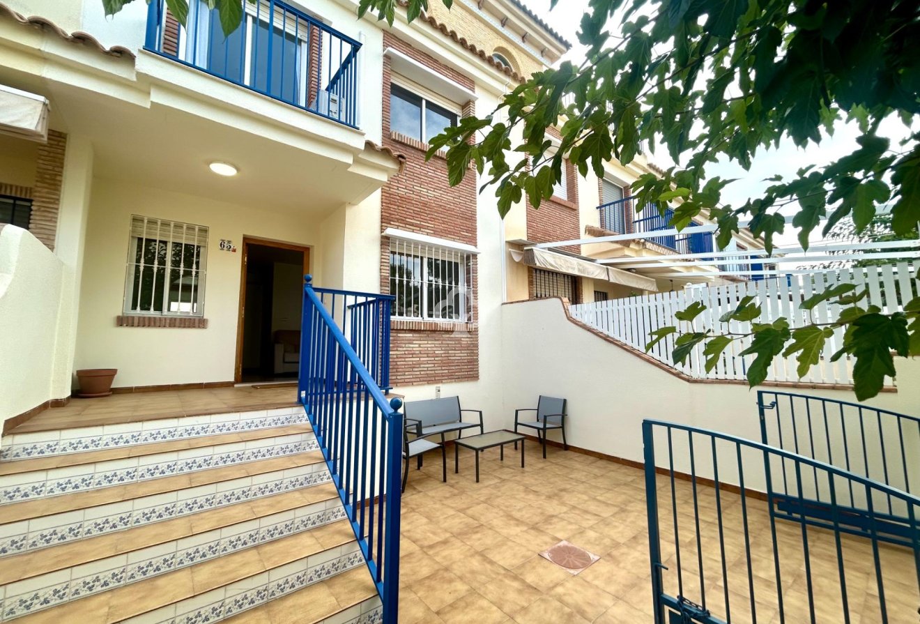 Resale - Terraced house -
Dehesa de campoamor - Campoamor