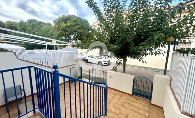 Resale - Terraced house -
Dehesa de campoamor - Campoamor