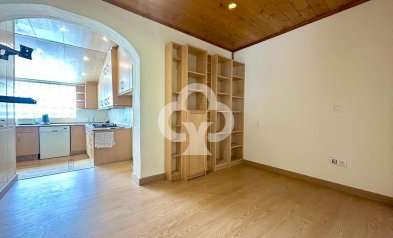Resale - Villa -
Orihuela Costa - Aguamarina