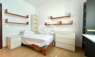 Resale - Villa -
Orihuela Costa - Aguamarina
