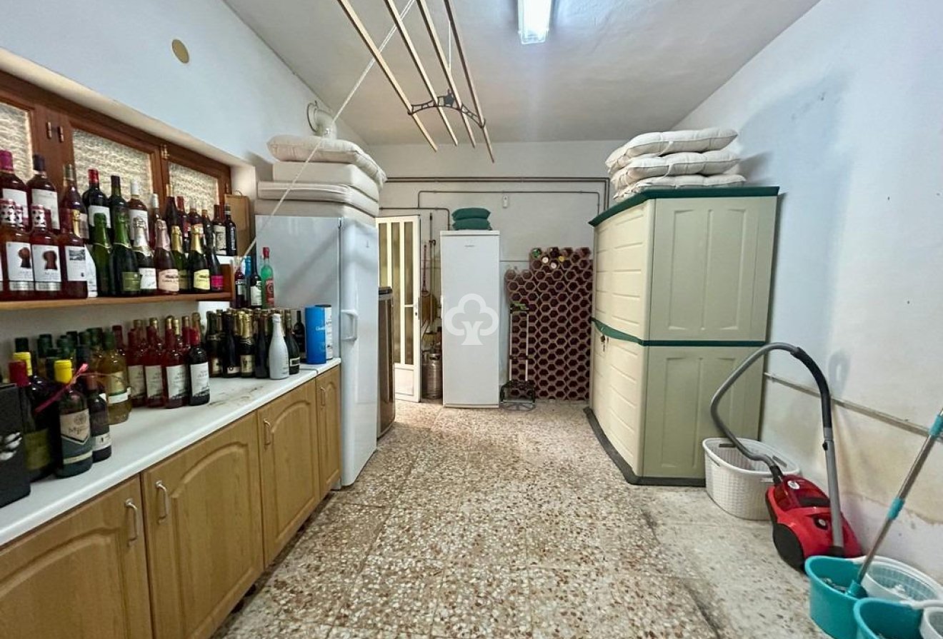 Resale - Villa -
Orihuela Costa - Aguamarina