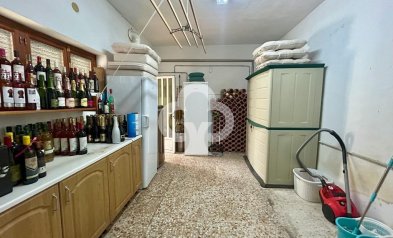 Resale - Villa -
Orihuela Costa - Aguamarina