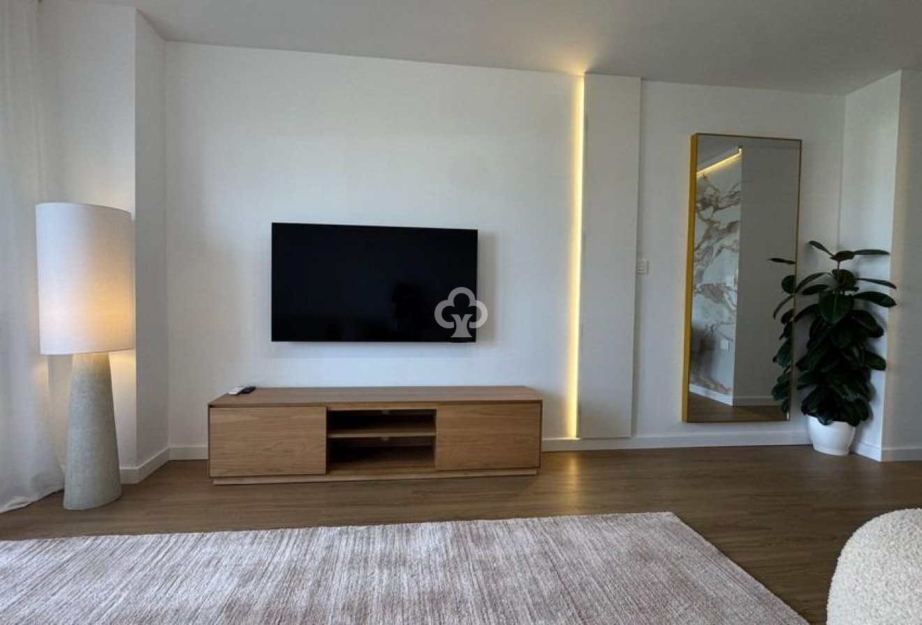 Resale - Apartment -
Torrevieja - Punta Prima