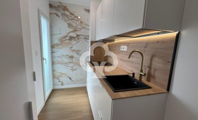 Resale - Apartment -
Torrevieja - Punta Prima