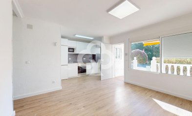 Jälleenmyynti - Bungalow -
Orihuela Costa - Villamartín-Las Filipinas