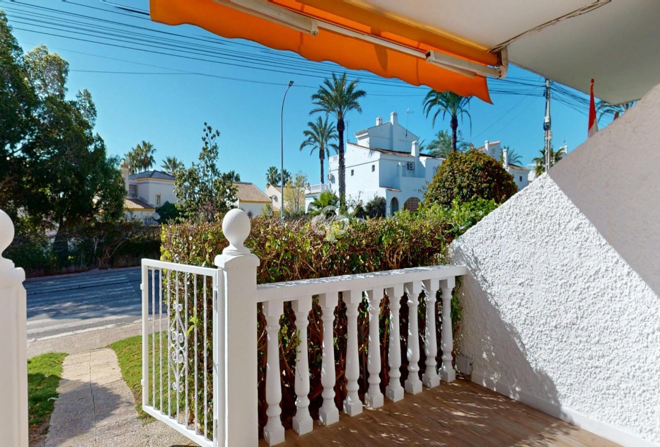 Jälleenmyynti - Bungalow -
Orihuela Costa - Villamartín-Las Filipinas