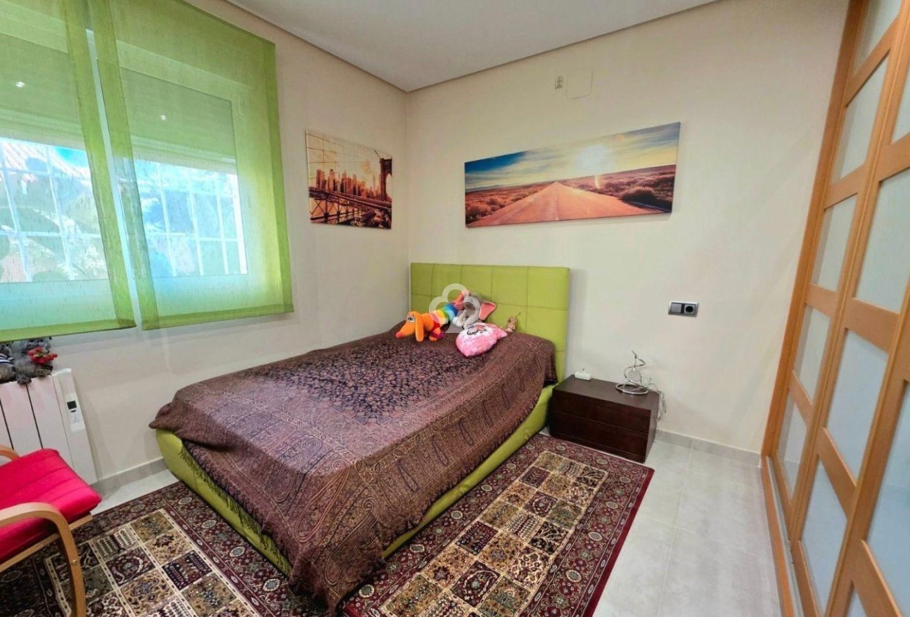 Resale - Villa -
Dehesa de campoamor - Campoamor