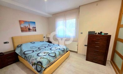 Resale - Villa -
Dehesa de campoamor - Campoamor