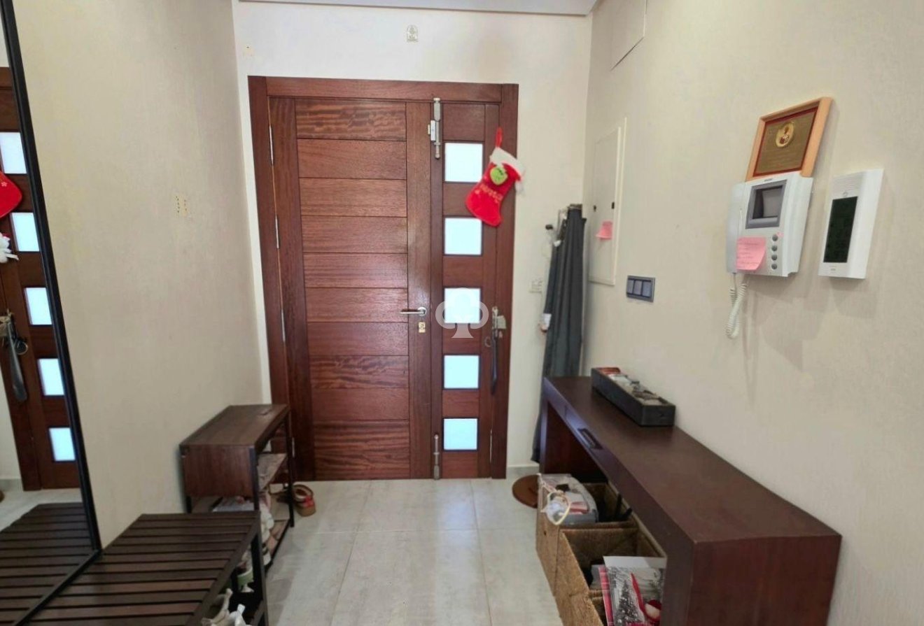 Resale - Villa -
Dehesa de campoamor - Campoamor