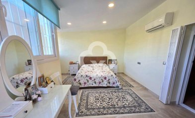 Resale - Villa -
Dehesa de campoamor - Campoamor
