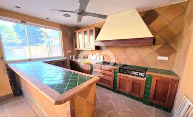 Resale - Villa -
Dehesa de campoamor - Campoamor