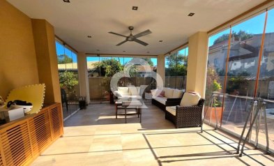 Resale - Villa -
Dehesa de campoamor - Campoamor