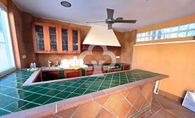Resale - Villa -
Dehesa de campoamor - Campoamor