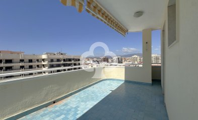 Jälleenmyynti - Piso -
Fuengirola - Puerto Deportivo