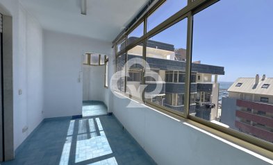 Jälleenmyynti - Piso -
Fuengirola - Puerto Deportivo