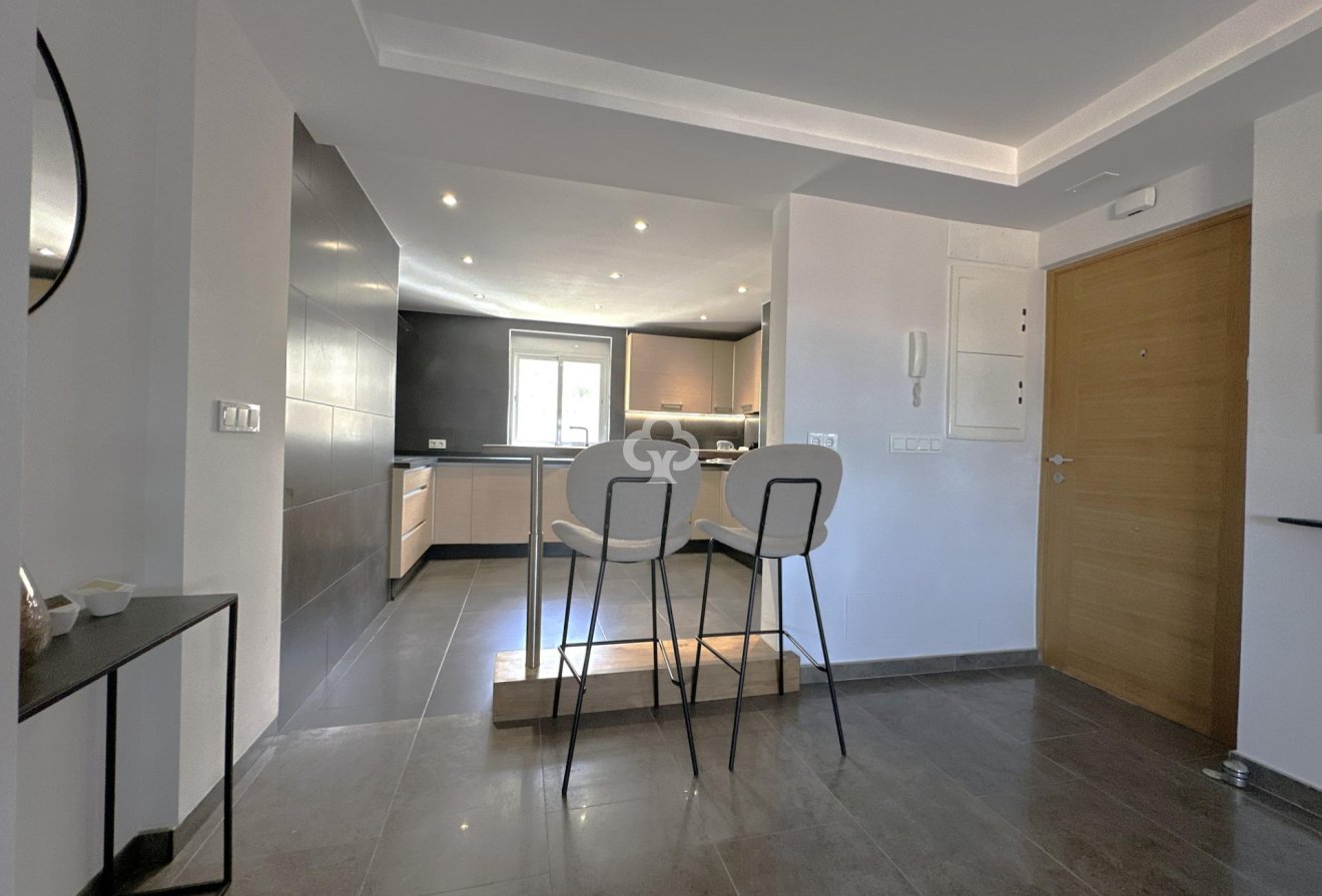 Wiederverkauf - Piso -
Fuengirola - Los Pacos