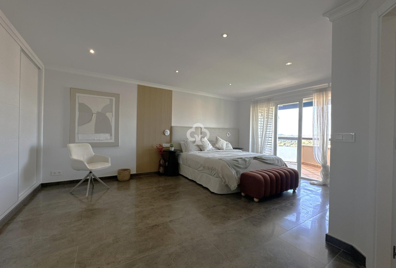 Wiederverkauf - Piso -
Fuengirola - Los Pacos