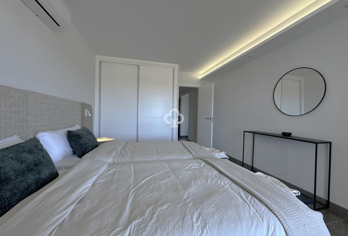Wiederverkauf - Piso -
Fuengirola - Los Pacos