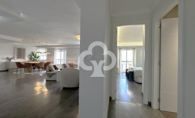 Wiederverkauf - Piso -
Fuengirola - Los Pacos