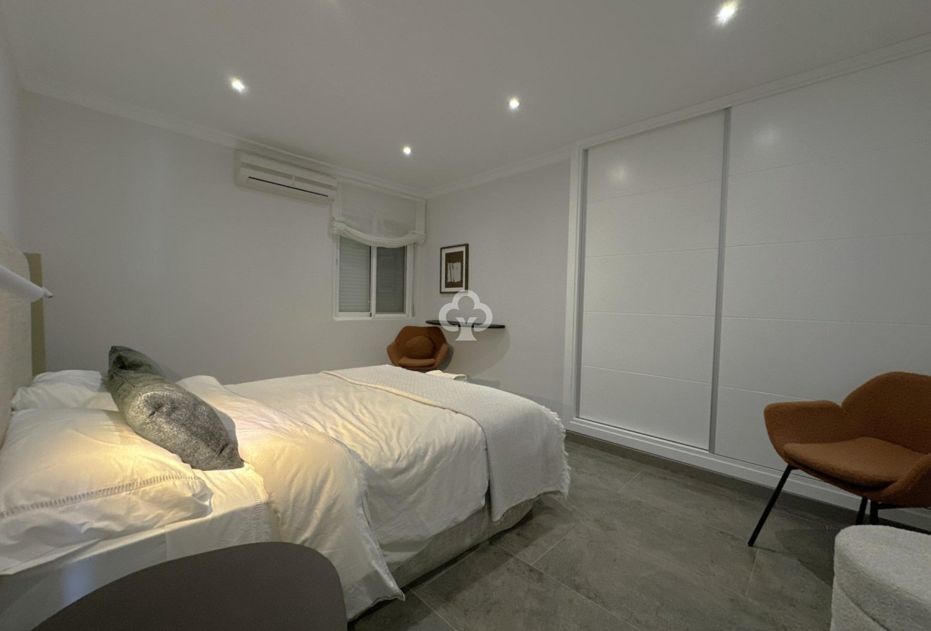 Wiederverkauf - Piso -
Fuengirola - Los Pacos