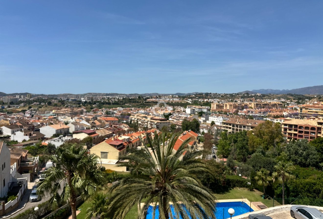 Wiederverkauf - Piso -
Fuengirola - Los Pacos