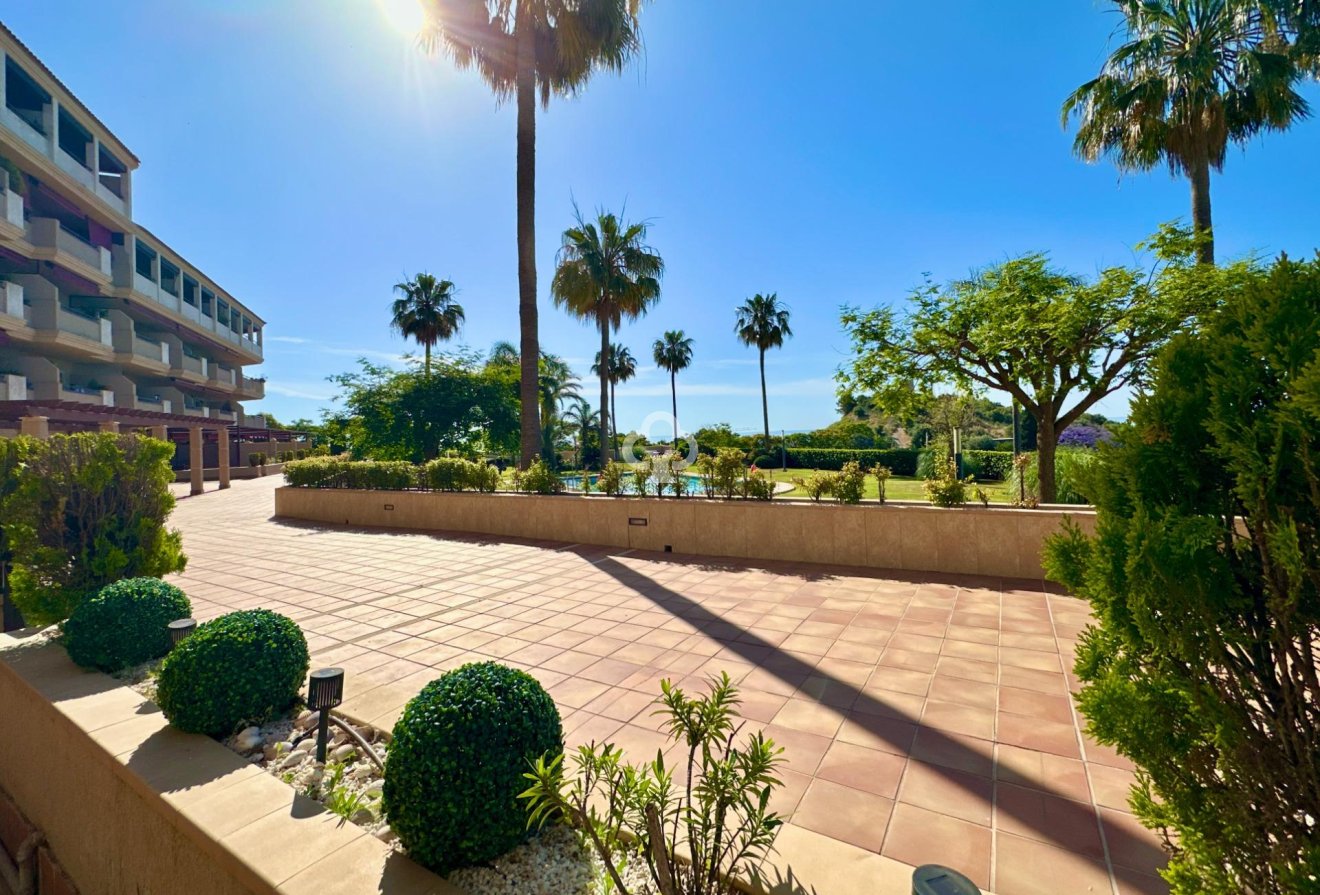 Wiederverkauf - Planta baja -
Fuengirola - Los Pacos
