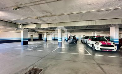 Wiederverkauf - Planta baja -
Fuengirola - Los Pacos
