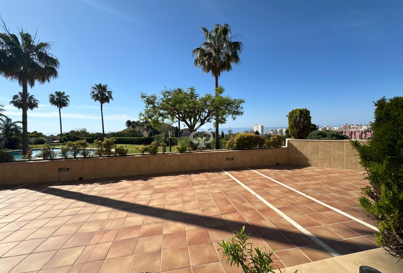 Wiederverkauf - Planta baja -
Fuengirola - Los Pacos