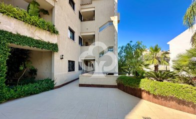 Wiederverkauf - Planta baja -
Fuengirola - Los Pacos