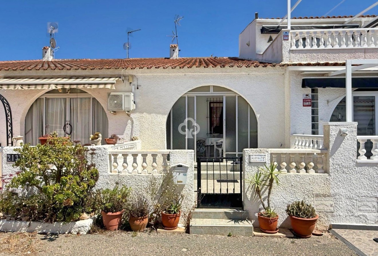 Wiederverkauf - Stadthaus -
Torrevieja - La Siesta - El Salado -  Torreta