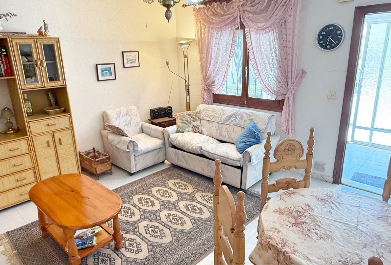 Wiederverkauf - Stadthaus -
Torrevieja - La Siesta - El Salado -  Torreta