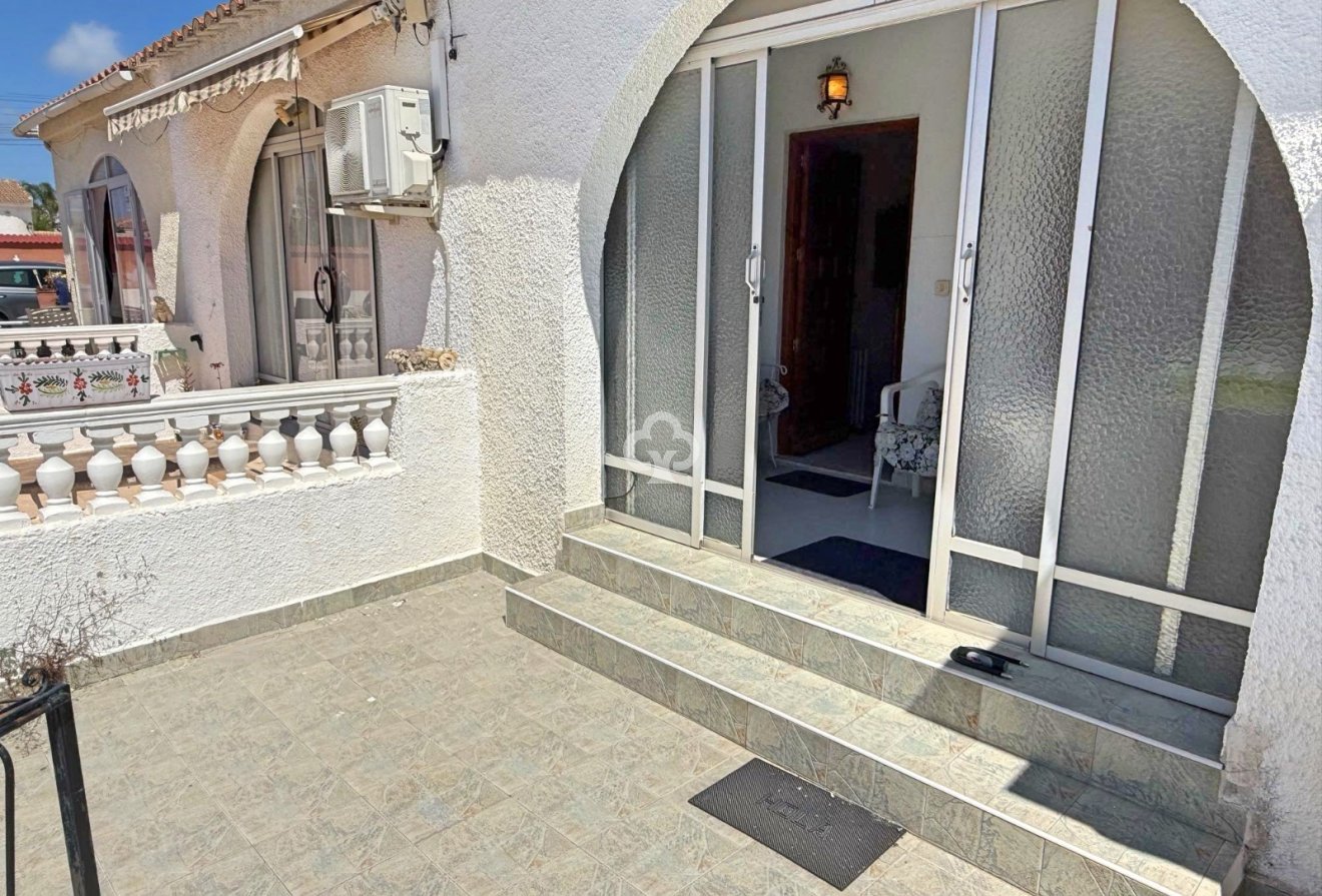 Wiederverkauf - Stadthaus -
Torrevieja - La Siesta - El Salado -  Torreta
