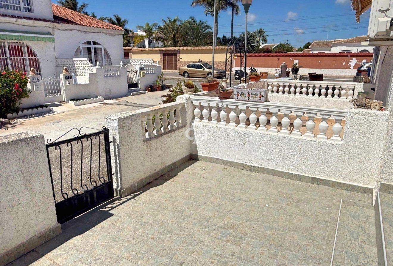 Wiederverkauf - Stadthaus -
Torrevieja - La Siesta - El Salado -  Torreta