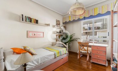 Reventa - Apartment -
Torrevieja - Centro - Muelle Pesquero