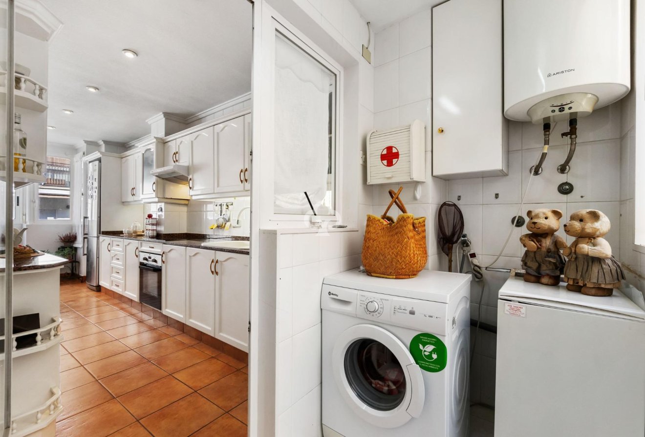 Reventa - Apartment -
Torrevieja - Centro - Muelle Pesquero