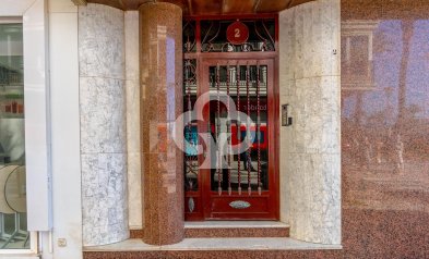 Reventa - Apartment -
Torrevieja - Centro - Muelle Pesquero
