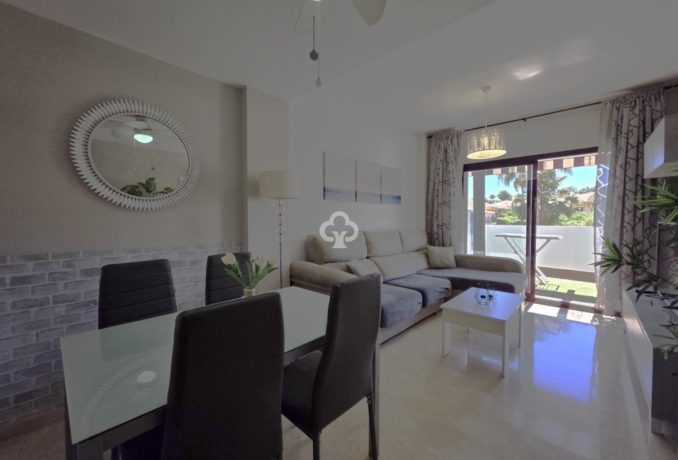 Jälleenmyynti - Huoneisto -
Mijas - Riviera del Sol