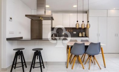 Resale - Terraced house -
Orihuela Costa - Las Filipinas
