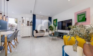 Resale - Terraced house -
Orihuela Costa - Las Filipinas