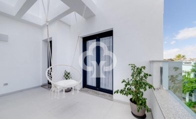 Resale - Terraced house -
Orihuela Costa - Las Filipinas