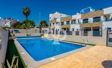 Resale - Terraced house -
Orihuela Costa - Las Filipinas