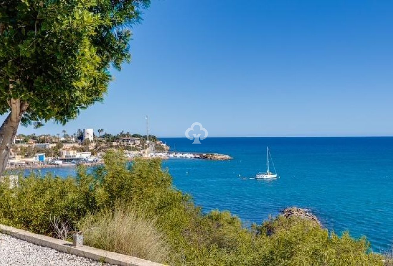 Resale - Terraced house -
Orihuela Costa - Las Filipinas