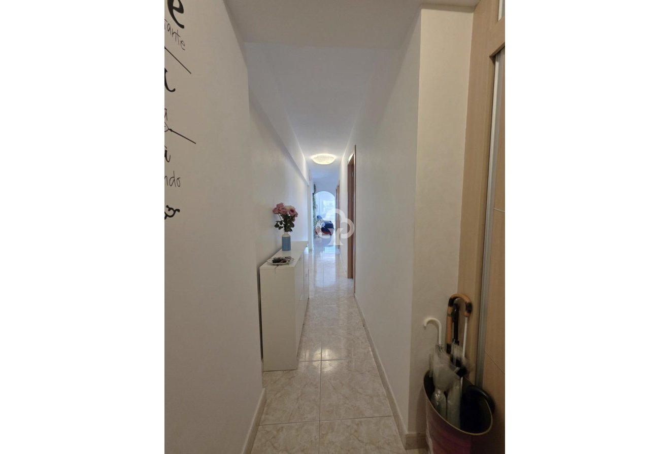 Resale - Apartament -
Fuengirola - Los Boliches