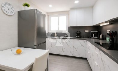 Resale - Apartament -
Fuengirola - Los Boliches