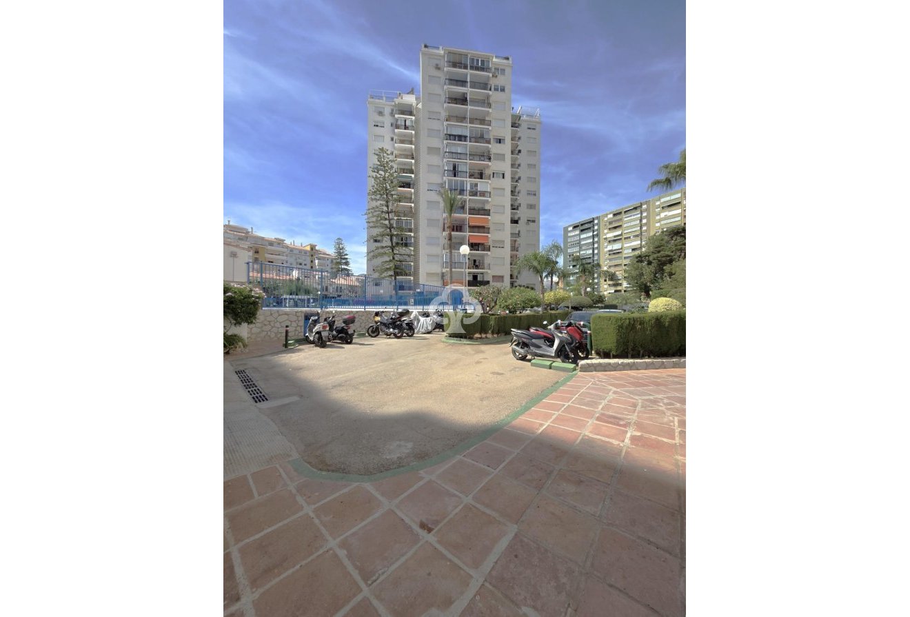 Resale - Apartament -
Fuengirola - Los Boliches
