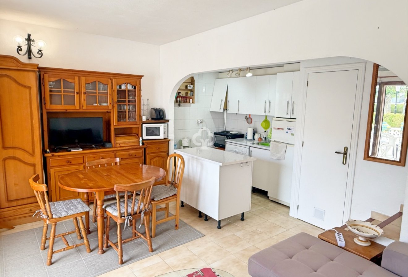 Jälleenmyynti - Casa Tipo Dúplex -
Torrevieja - Los balcones